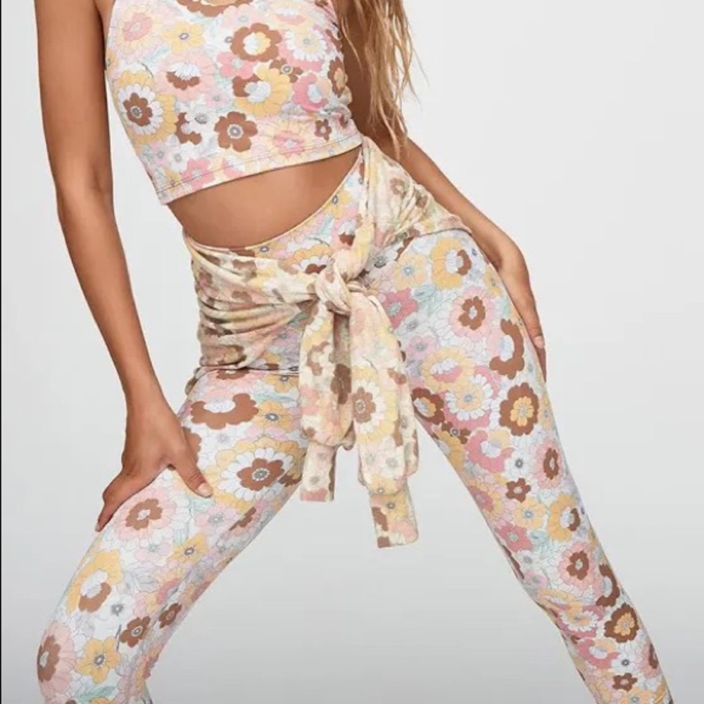 NWT Beach Riot Piper Leggings in Autumn Floral